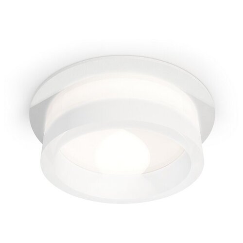   Ambrella Light Techno Spot XC8050015 (C8050, N8401),  2416