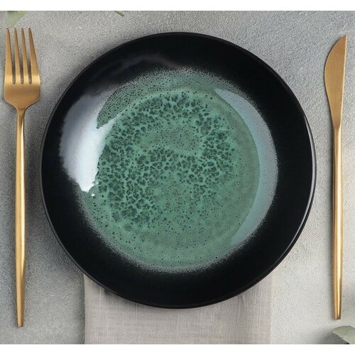 ������� ���������� 24 �� ������ VERDE NOTTE Ristorante ����������, ���� 370�