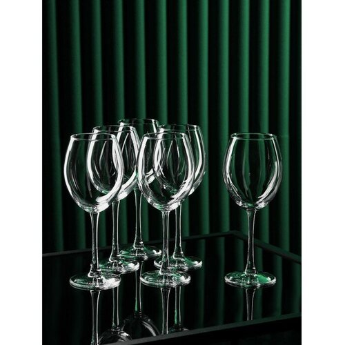 ����� ������� ��� �������� ���� Enoteca, 550 ��, 6 ��, ���� 1933�