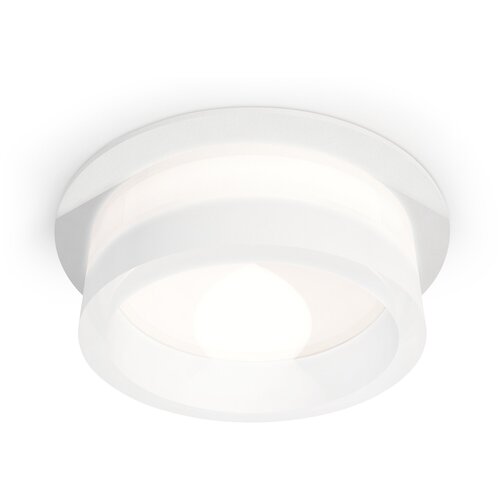   Techno Spot XC8050015 Ambrella Light,  2392